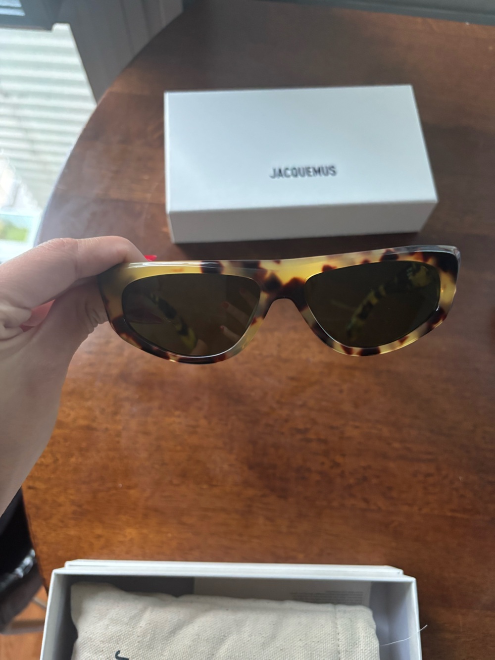 Jacquemus Casco in Tortoise Shell Sunglasses NWT